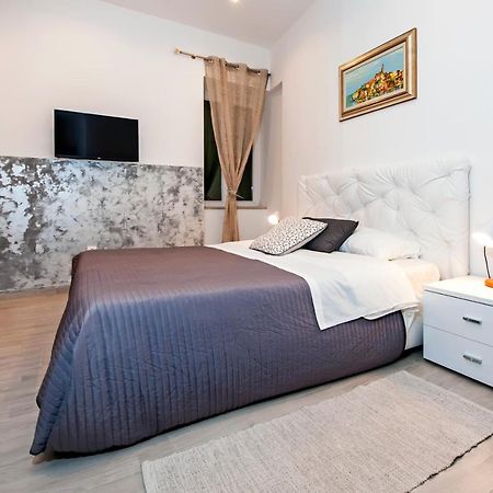 Garzoto Rooms And Studios Rovinj Bagian luar foto