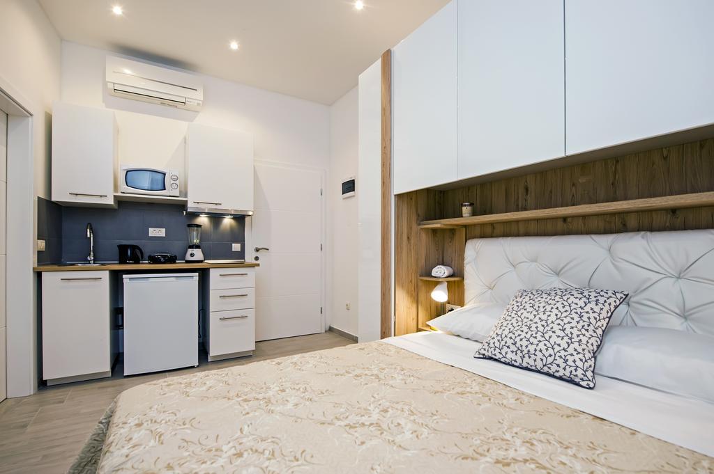 Garzoto Rooms And Studios Rovinj Bagian luar foto